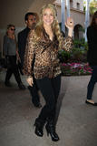 th_29510_shakira_to_the_nbc_summer_press_tour_22_04_13_010_122_587lo.jpg
