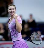 th_37618_Maria_Sharapova_ZurichOpen2006_009_122_588lo.jpg