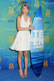 th_74547_TSwiftCelebutopia_net6_122_62lo.jpg